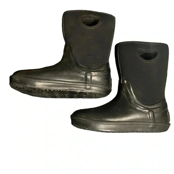 UGG youth K KEX black pill on waterproof rain boot youth size 2 gender neutral - Picture 4 of 13